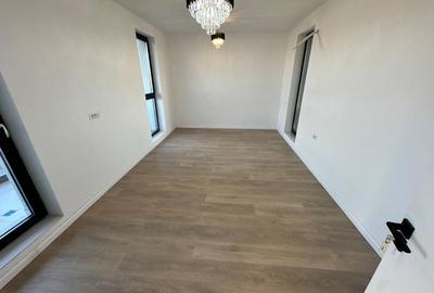 CASE INDIVIDUALE - 6 CAMERE, GARAJ, PANOURI SOLARE, COMISION 0% - 17