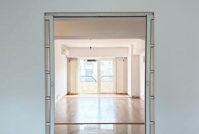 APARTAMENT CU CENTRALA - AFLAT PE BULEVARD APROAPE DE PTA ALBA IULIA - UNIRII - 4