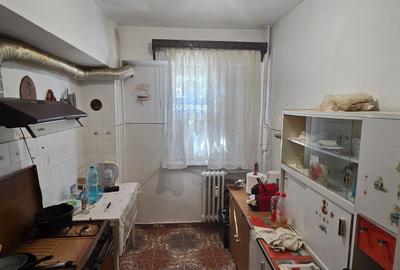 3 camere ultracentral Focsani, etajul 4 din 8, langa Primaria Focsani - 7