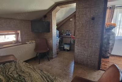 Casă cu 6 camere cu Teren 450 Mp în Geamăna - 2