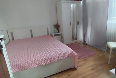 Apartament cu 3 camere semidecomandat în Central - 4