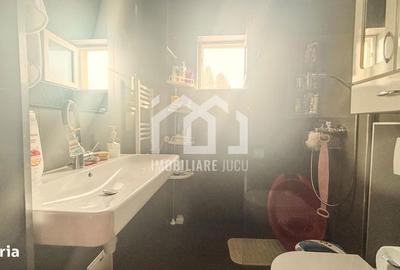 Casă cu 4 camere cu Teren 745 Mp în Jucu - 17