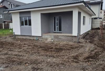 Casă cu 4 camere cu Teren 179 Mp în Primăverii - 7