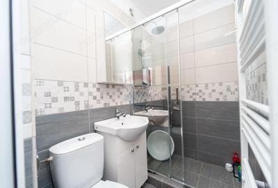 Apartament cu 2 camere semidecomandat în Florilor - 2