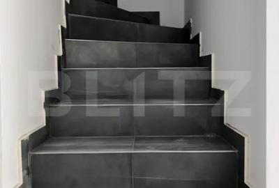 Casă cu 4 camere cu Teren 178 Mp în Central - 2