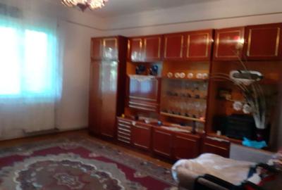 Casă cu 4 camere în Crucișor - 1