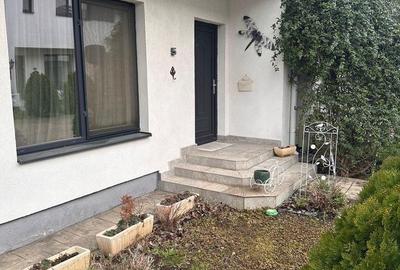 Casă cu 4 camere cu Teren 200 Mp în Central - 6