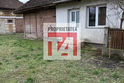 Casă cu 3 camere cu Teren 1733 Mp în Remeți - 2