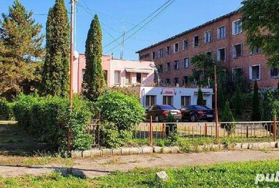 Spațiu comercial, de 500 mp, în Hunedoara - 1