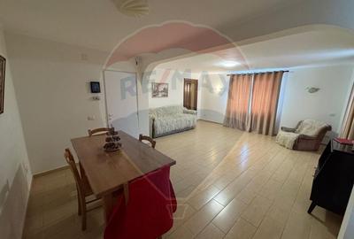 Casă cu 6 camere cu Teren 1263 Mp în Dărmănești - 48