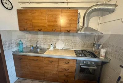 Apartament cu 3 camere decomandat în Central - 6