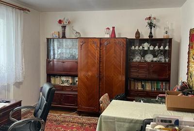 Apartament cu 3 camere semidecomandat în Dosu Bricii - 2