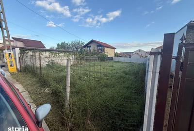 Teren de 300 mp, în Valu lui Traian - 2