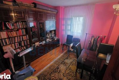 Casă cu 6 camere cu Teren 450 Mp în George Enescu - 12