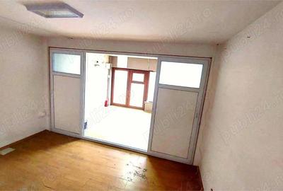 Spatiu de inchiriat - Constanta -Ideal pentru birouri ,cabinete,sau activitati comerciale Spatiu de inchiriat - Constanta -Ideal pentru birouri ,cabinete,sau activitati comerciale - 9