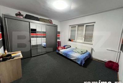 Apartament cu 4 camere decomandat, mobilat în Central