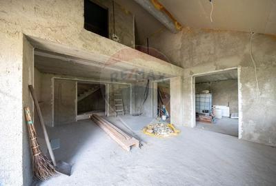 Casă individuală cu 8 camere cu Teren 622 Mp în Moieciu de Jos - 24