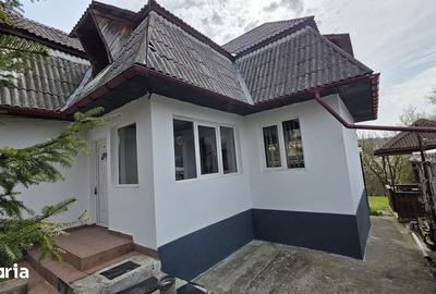 Casă cu 5 camere cu Teren 920 Mp în Central - 17