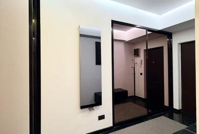 Apartament cu 3 camere semidecomandat în 13 Septembrie - 28