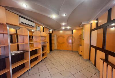 Spațiu comercial, de 21 mp, în Decebal - 3
