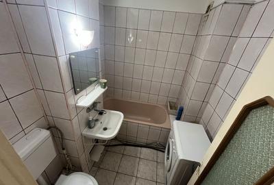 Apartament cu 2 camere decomandat în Pandurilor - 1