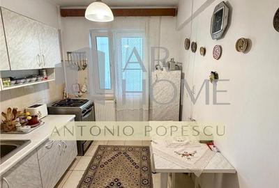 Apartament cu 3 camere decomandat în Malu Roșu - 6