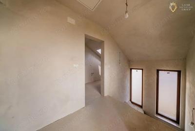 Casă cu 7 camere cu Teren 600 Mp în Sânleani - 4