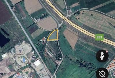 Teren de 4400 mp, în Central - 3