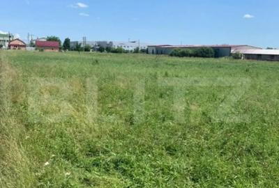 Teren de 4000 mp, în Careiului - 1