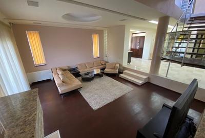 VILA CU 5 CAMERE zona Mircea Cel Batran - 1