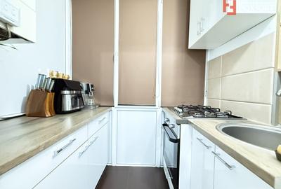 Apartament cu 3 camere decomandat în Lipovei - 14