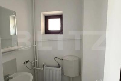 Casă cu 4 camere cu Teren 200 Mp în Central - 11