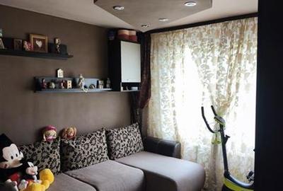 Apartament cu 2 camere decomandat, mobilat în Uzina 2 - 6