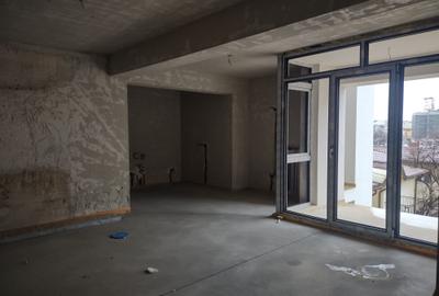 Apartament cu 3 camere semidecomandat în Obor - 24