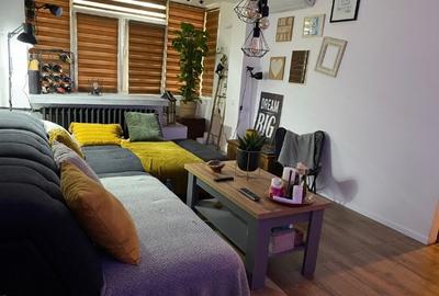 Apartament cu 2 camere semidecomandat, mobilat în Tomis III - 6