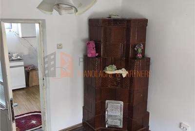 Casă cu 4 camere cu Teren 773 Mp în Pietroasele - 5