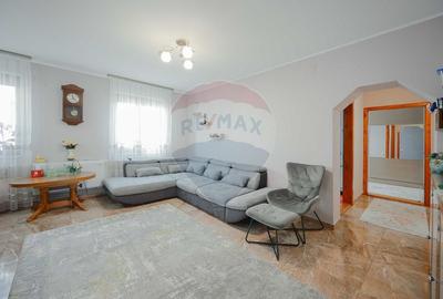 De vanzare Apartament cu 4 camere, langa Podul Centenarului - 2