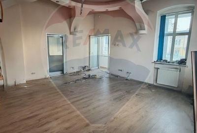 Spațiu comercial , birouri, Ultracentral ,S+P+E, 350 mp - 19