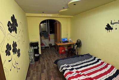 Apartament cu 4 camere decomandat în Rahova - 6