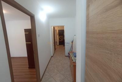 Apartament cu 3 camere decomandat, mobilat în Apărătorii Patriei - 10