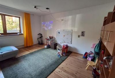 Casa 4 camere pivnita 480 mp teren zona Hipodrom I - 19