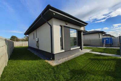 Casă modernă parter – 3 camere, 2 băi, pompă de căldură și panouri solare - 13