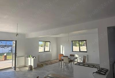 Casa de vanzare! - 2