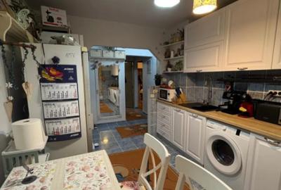 Apartament cu 3 camere decomandat în Central - 2