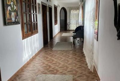 Casă cu 4 camere cu Teren 1400 Mp în Costache Negri - 1