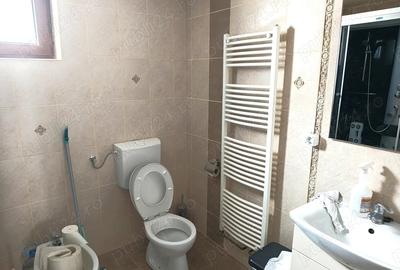 Casă cu 4 camere în Hunedoara - 2