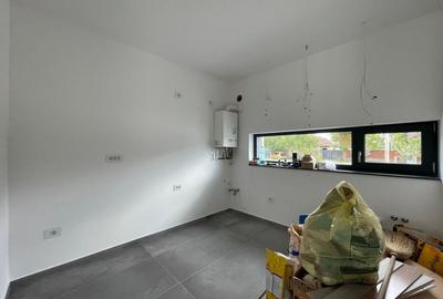 Duplex cu 4 camere cu Teren 261 Mp în Moșnița Veche - 5