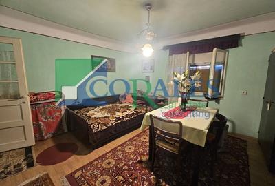 Casa Individuala, la intrarea in Ghiroda, CF de TM. Gradina generoasa - 1