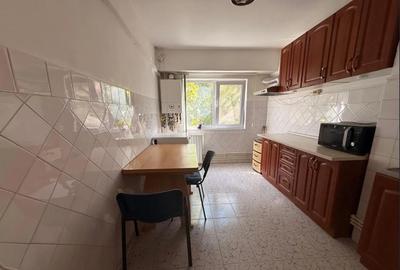 Apartament 3 Camere Decomandat - 6