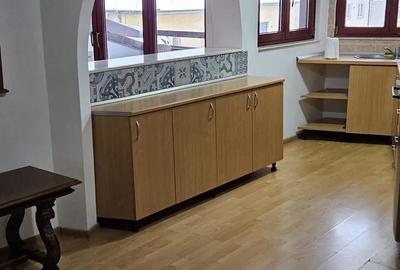 Apartament cu 3 camere decomandat în Ultracentral - 3